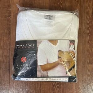 Men’s Andrew Scott V-Neck T-Shirts - 3 Pack - White - Size XXL (50-52) - New